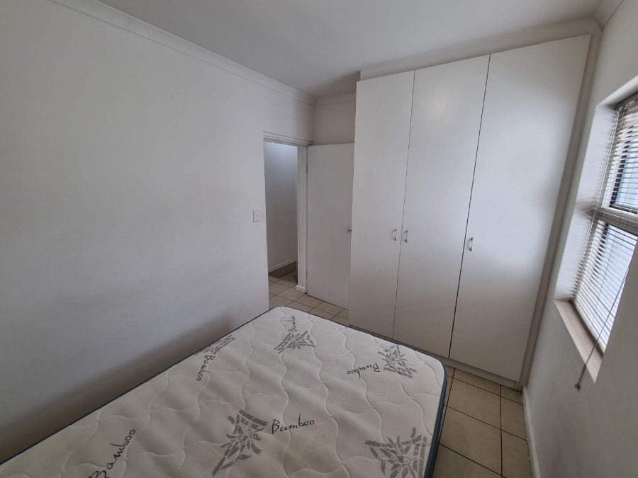 To Let 2 Bedroom Property for Rent in Maitland Western Cape